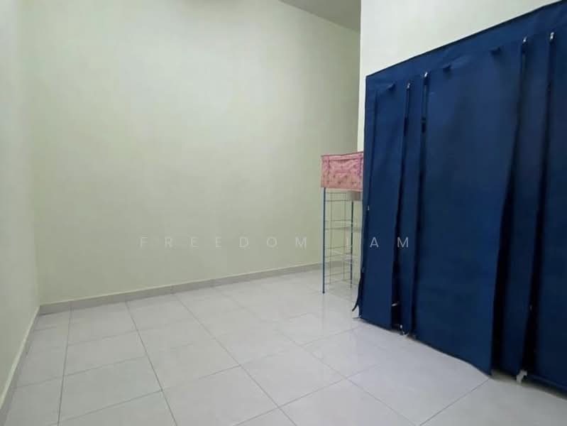 1-storey Terraced House for Sale in Taman JP Perdana (Johor Bahru) - Freedom Lam - Bedroom - PropertyGuru.com.my