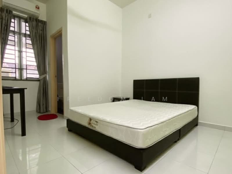 1-storey Terraced House for Sale in Taman JP Perdana (Johor Bahru) - Freedom Lam - Bedroom - PropertyGuru.com.my
