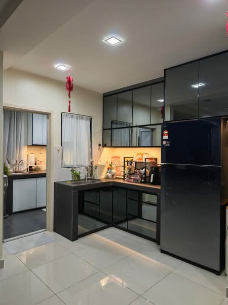 Kondominium untuk Dijual di The Z Residence - Clarence Chong - Kitchen - PropertyGuru.com.my