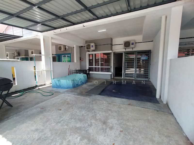 1-storey Terraced House for Sale in Port Dickson (Negeri Sembilan) - Azrul Othman - Exterior - PropertyGuru.com.my