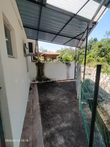 1-storey Terraced House for Sale in Port Dickson (Negeri Sembilan) - Azrul Othman - Exterior - PropertyGuru.com.my