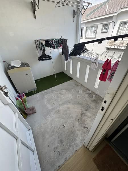 2-storey Terraced House for Rent in Cyberjaya (Selangor) - Abdul Rahman M Samsudeen - Balcony - PropertyGuru.com.my