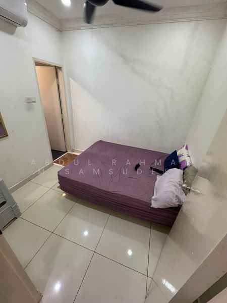 2-storey Terraced House for Rent in Cyberjaya (Selangor) - Abdul Rahman M Samsudeen - Bedroom - PropertyGuru.com.my