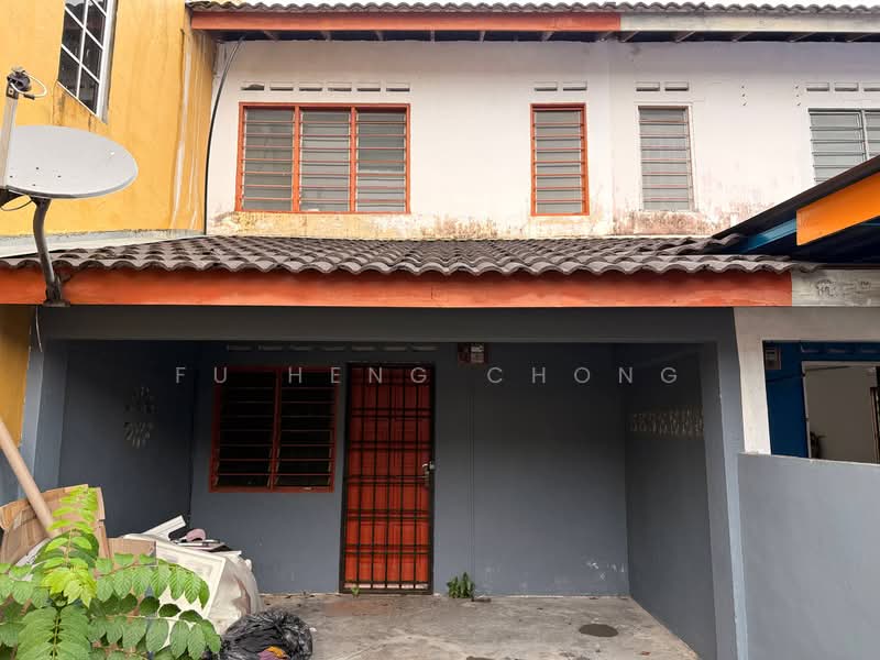Rumah Teres 2 Tingkat untuk Dijual di Taman Kota Masai (Pasir Gudang) - Fu Heng Chong - Exterior - PropertyGuru.com.my