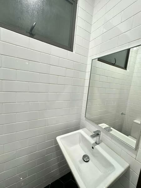 Rumah Teres untuk Dijual di Cyberjaya (Selangor) - Adibah Salim - Bathroom - PropertyGuru.com.my