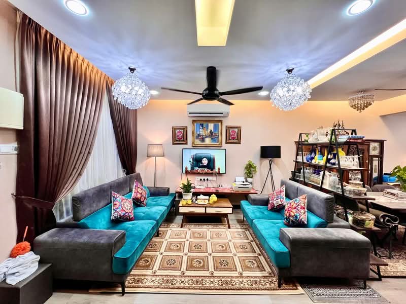 Rumah Teres 2 Tingkat untuk Dijual di Rawang Garden (Rawang) - Farhan Rafael - Living Room - PropertyGuru.com.my