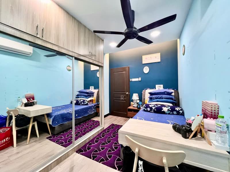 Rumah Teres 2 Tingkat untuk Dijual di Rawang Garden (Rawang) - Farhan Rafael - Bedroom - PropertyGuru.com.my