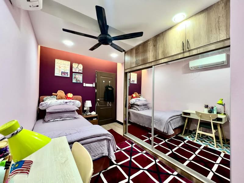 Rumah Teres 2 Tingkat untuk Dijual di Rawang Garden (Rawang) - Farhan Rafael - Bedroom - PropertyGuru.com.my