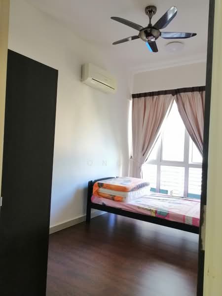 Kondominium untuk Dijual di Surin Condominium - Hong . - Bedroom - PropertyGuru.com.my