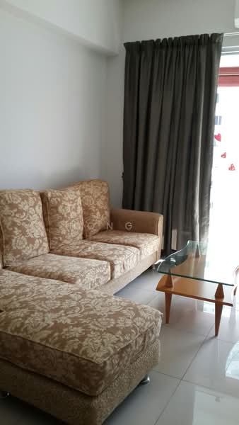 Kondominium untuk Dijual di Surin Condominium - Hong . - Living Room - PropertyGuru.com.my