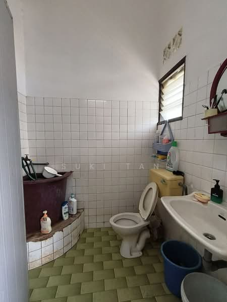 2-storey Terraced House for Sale in Taman Petaling (Kepong) - Suki Tan - Bathroom - PropertyGuru.com.my