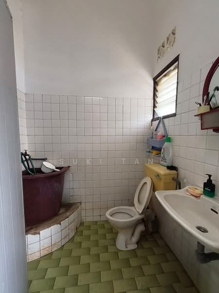 2-storey Terraced House for Sale in Taman Petaling (Kepong) - Suki Tan - Bathroom - PropertyGuru.com.my