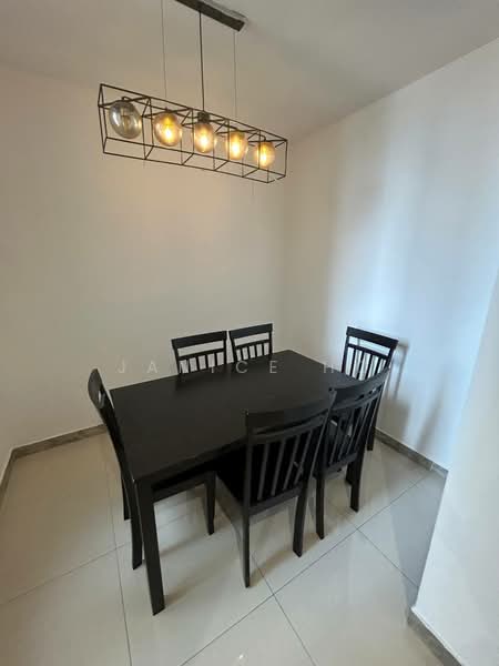 Servis Apartment untuk Disewa di R&F Princess Cove Phase 1 - Janice Ho - Dining Room - PropertyGuru.com.my