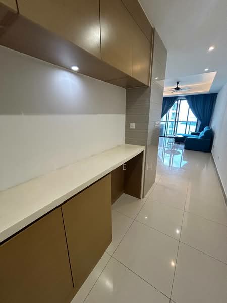Servis Apartment untuk Disewa di R&F Princess Cove Phase 1 - Janice Ho - Living Room - PropertyGuru.com.my