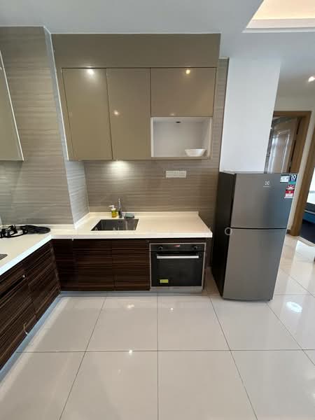 Servis Apartment untuk Disewa di R&F Princess Cove Phase 1 - Janice Ho - Kitchen - PropertyGuru.com.my