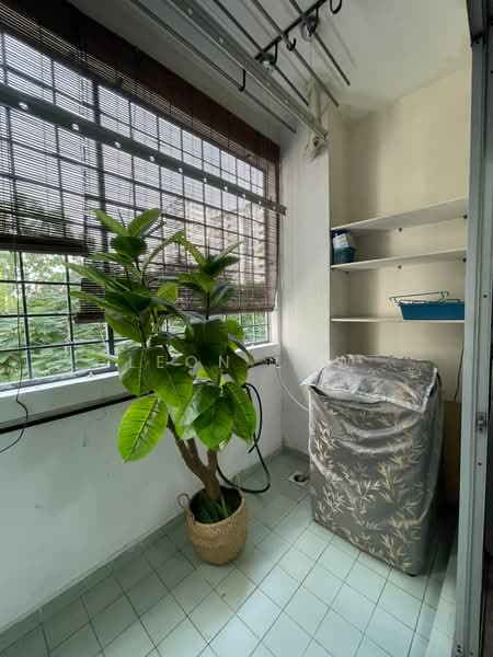 Kondominium untuk Disewa di Bukit OUG Condominiums - Leon Low - Balcony - PropertyGuru.com.my