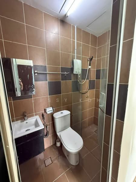 Condominium for Rent at KSL D'Esplanade Residence - Jessy Koh - Bathroom - PropertyGuru.com.my