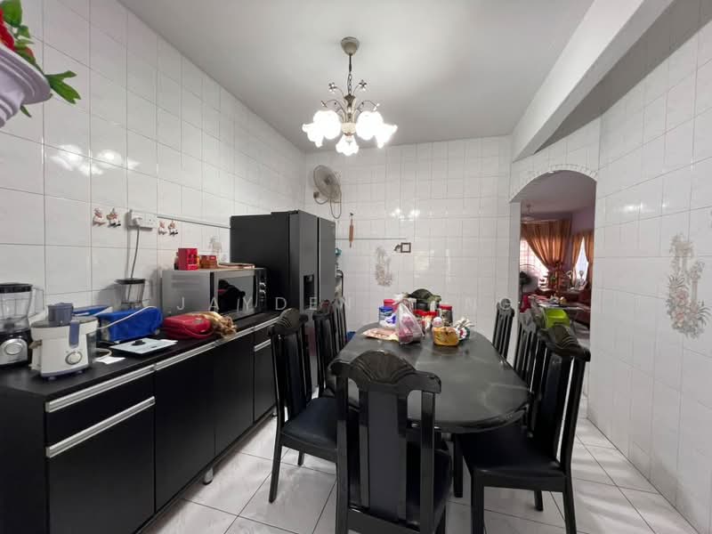 2-storey Terraced House for Sale in Taman Bukit Mayang Emas (Petaling Jaya) - Jayden Heng - Kitchen - PropertyGuru.com.my