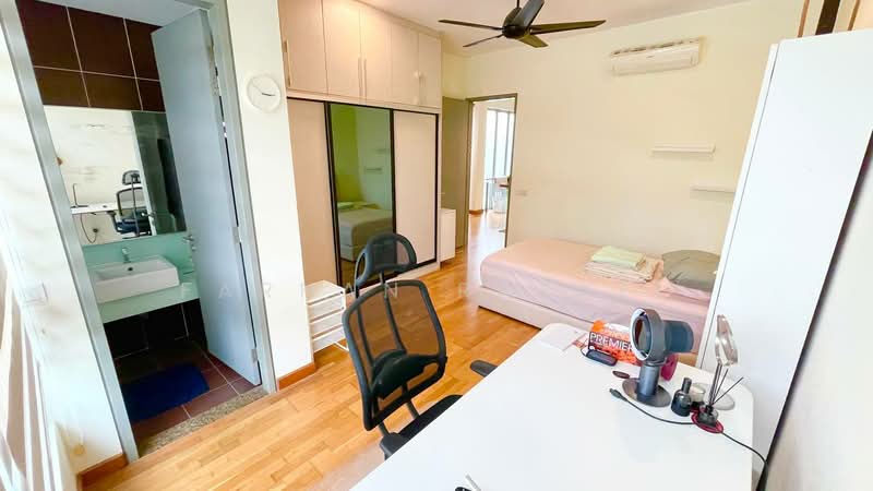 3-storey Terraced House for Sale in Cyberjaya (Selangor) - Farhan Rafael - Bedroom - PropertyGuru.com.my