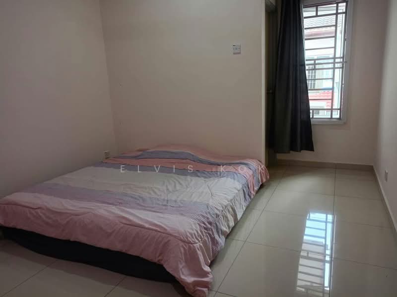 2-storey Terraced House for Sale in Taman Sri Buloh (Sungai Buloh) - Elvis Kok - Bedroom - PropertyGuru.com.my