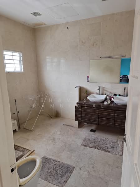 Rumah Berkembar untuk Dijual di Taman Lucky (Bangsar) - Bhavesh Ramniklal - PropertyGuru.com.my