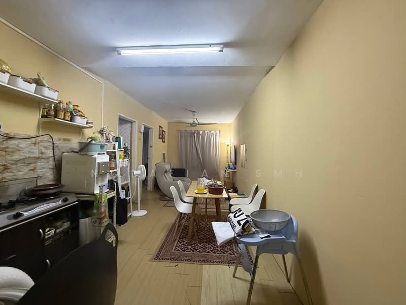 Pangsapuri untuk Dijual di Sri Penara - Norafian SMH - Living Room - PropertyGuru.com.my