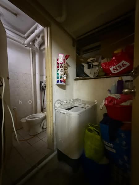 Pangsapuri untuk Dijual di Sri Penara - Norafian SMH - Bathroom - PropertyGuru.com.my
