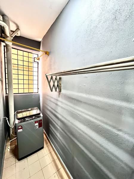 Pangsapuri untuk Disewa di Pangsapuri Mawar - Zulhaikal Asmadee - Interior - PropertyGuru.com.my