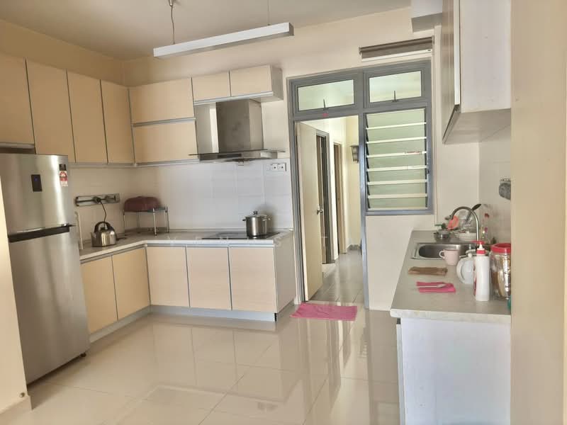 Condominium for Rent at Spring & Summer Tower, All Seasons Park - Venus Tan - Kitchen - PropertyGuru.com.my