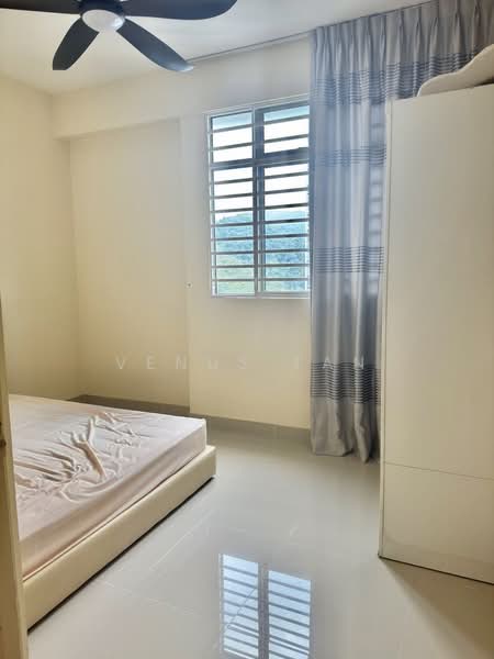 Condominium for Rent at Spring & Summer Tower, All Seasons Park - Venus Tan - Bedroom - PropertyGuru.com.my