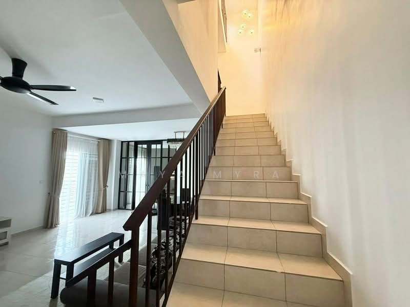 2-storey Terraced House for Rent in Sepang (Selangor) - Maya Myra - Living Room - PropertyGuru.com.my