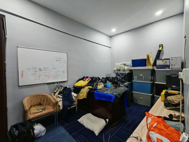 Shop / Office for Sale in Saujana Utama (Selangor) - Mohd Hazlan bin Mohd Sopi - PropertyGuru.com.my