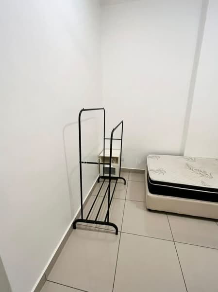 Servis Apartment untuk Dijual di BM City Suites @ BM City Mall - Simon Ng - PropertyGuru.com.my