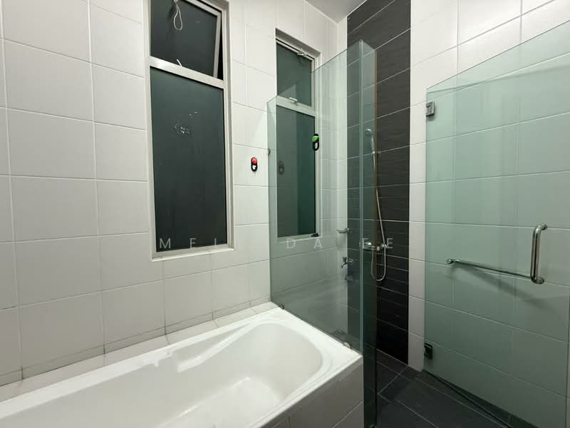 Semi-Detached House for Sale in Taman Ponderosa (Johor Bahru) - Melinda Ee - Bathroom - PropertyGuru.com.my