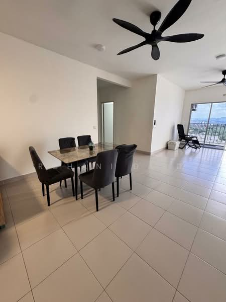 Pangsapuri untuk Disewa di D'Cerrum Apartment - Rohani Daud - Dining Room - PropertyGuru.com.my