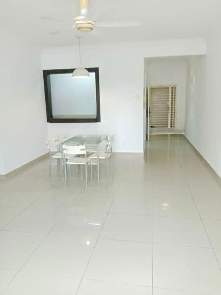Condominium for Sale at Aman Heights Condominium - Evanslee . - Dining Room - PropertyGuru.com.my
