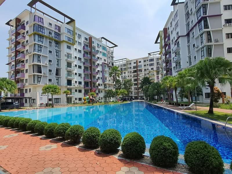 Condominium for Sale at Treetops Residence - Lee Muzi - Exterior - PropertyGuru.com.my