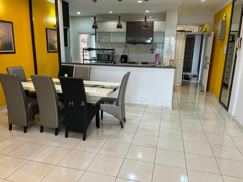 Kondominium untuk Disewa di Greenview Residence - Shaun Chong - Dining Room - PropertyGuru.com.my