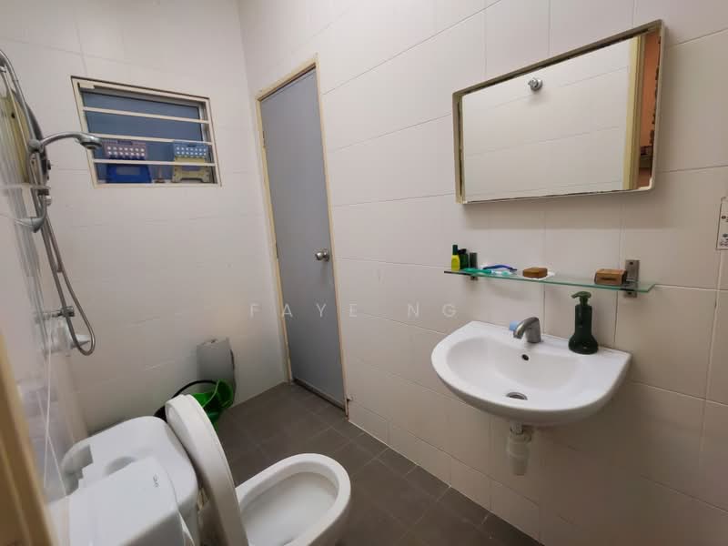 Rumah Teres 2 Tingkat untuk Dijual di Setia Alam (Selangor) - Faye Ng - Bathroom - PropertyGuru.com.my