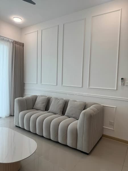Kondominium untuk Disewa di d'Brightton - Nic Low - Living Room - PropertyGuru.com.my