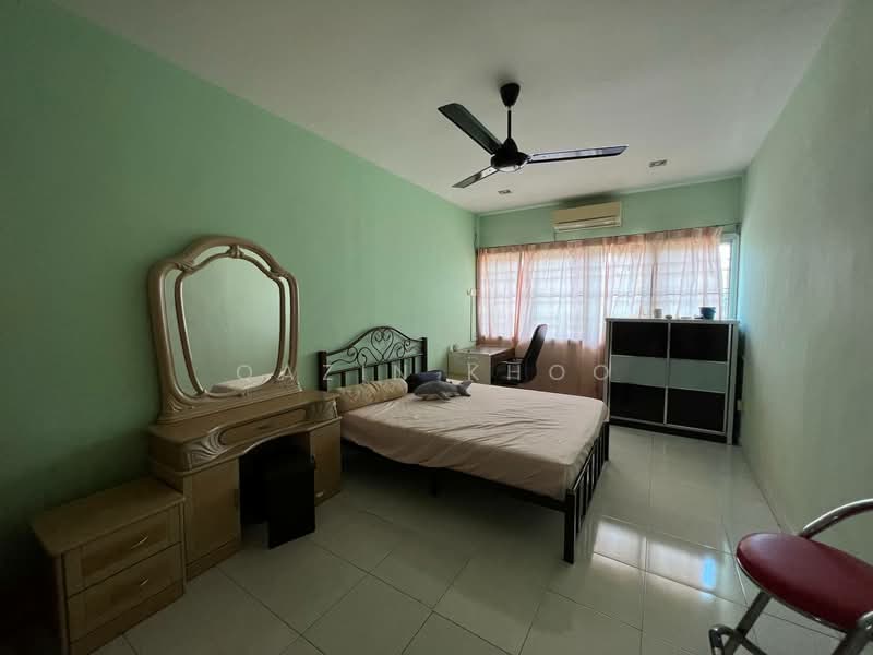 2-storey Terraced House for Rent in Ipoh Garden (Ipoh) - Qazin Khoo - Bedroom - PropertyGuru.com.my