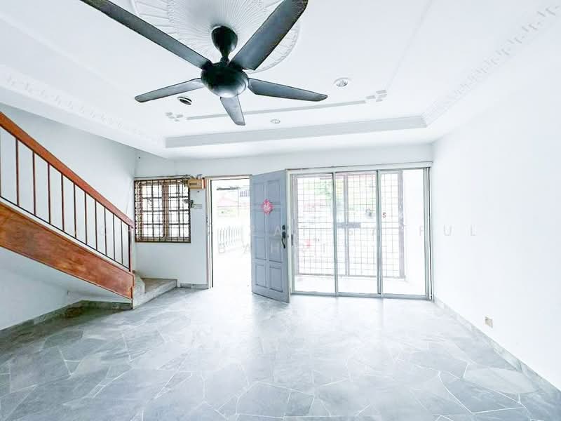 Rumah Teres 2 Tingkat untuk Dijual di Kuala Lumpur (Kuala Lumpur) - Mohd Aizat Saiful Bahri - Living Room - PropertyGuru.com.my