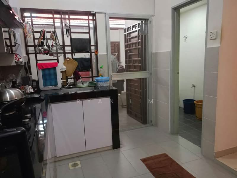 2-storey Terraced House for Sale in Taman Sri Buloh (Sungai Buloh) - Ryan Lim - Kitchen - PropertyGuru.com.my