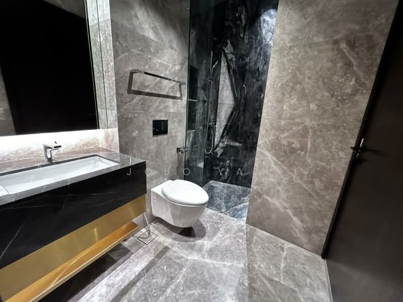 Servis Apartment untuk Disewa di Orion Residence Bukit Bintang - Jojo Yam - Bathroom - PropertyGuru.com.my