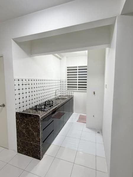 Flat for Rent at E Garden - Weng Sern - Kitchen - PropertyGuru.com.my