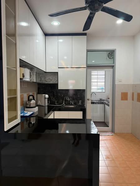 1-storey Terraced House for Sale in Taman Bestari Indah (Ulu Tiram) - Pauline Ng - Kitchen - PropertyGuru.com.my