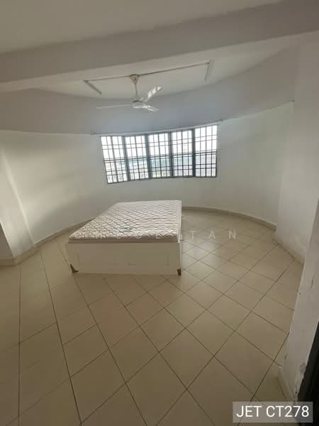 Condominium for Rent at Regency Condominium - Chloe Tan - PropertyGuru.com.my