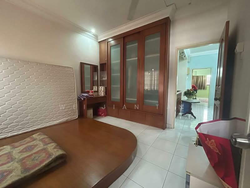 Rumah Teres 2 Tingkat untuk Dijual di Taman Desa Tebrau (Tebrau) - Wei Jian Tan - Bedroom - PropertyGuru.com.my