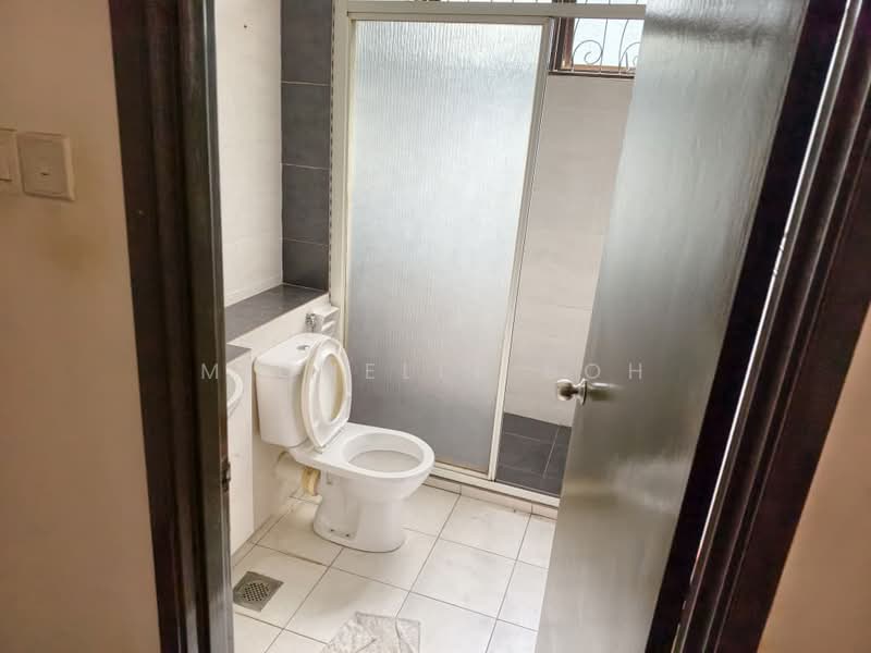 2-storey Terraced House for Sale in Bandar Puteri Puchong (Puchong) - Michelle Boh - Bathroom - PropertyGuru.com.my