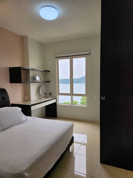 Kondominium untuk Dijual di Putra Marine Resort - Beverly Lim - PropertyGuru.com.my